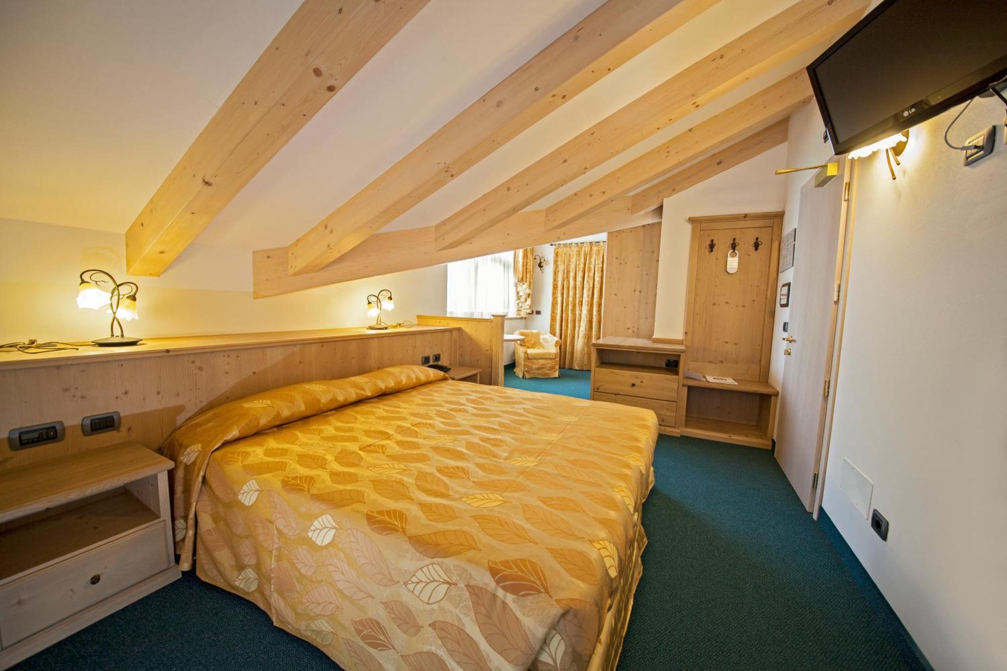 Family Hotel Andes - Only For Family Vigo di Fassa Camera foto