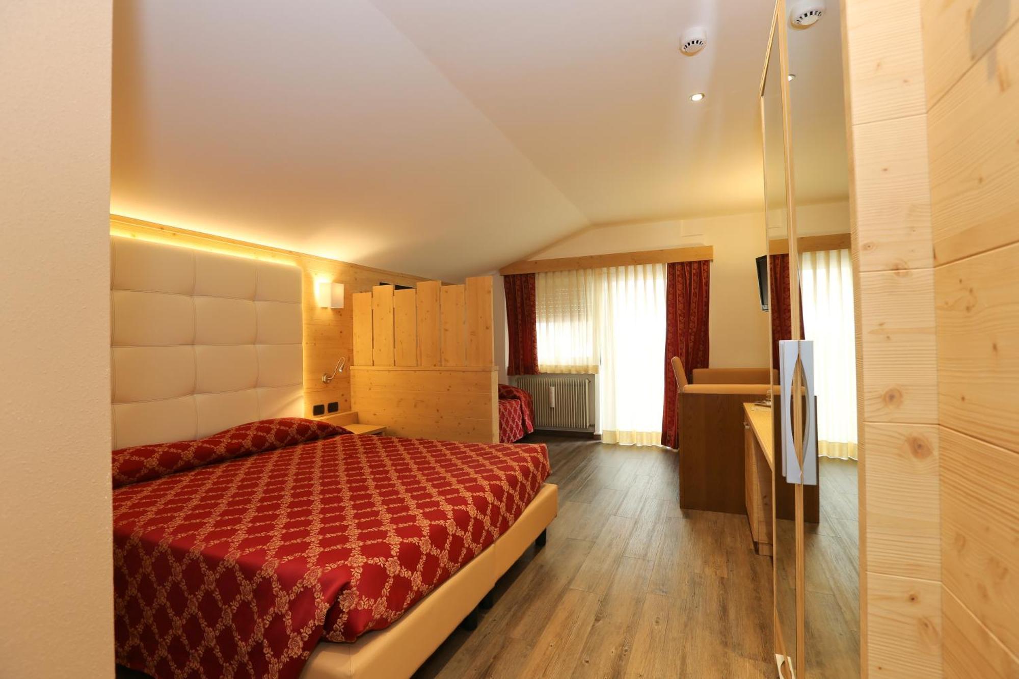 Family Hotel Andes - Only For Family Vigo di Fassa Esterno foto